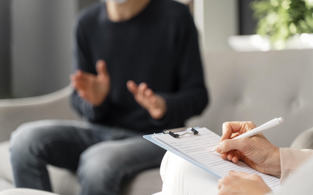 Psicóloga Explica: Como Funciona a Primeira Sessão de Terapia Presencial ou Online?